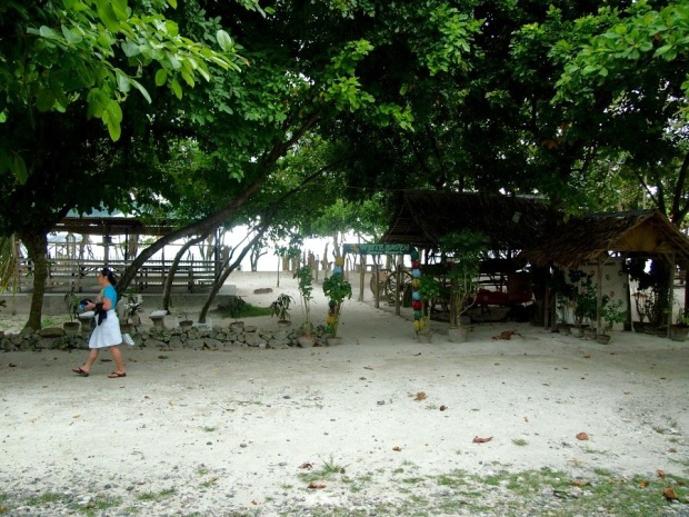 One of the popular is the white haven beach resort. Love Mindanao R I P To Coco Beach Resort And White Haven Beach Resort The Most Disrespectful Resorts In Gumasa Saranggani