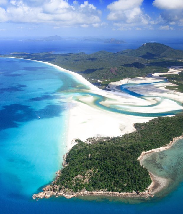 By day, the tour goes the famous whitehaven beach, hill inlet lookout as well as the best dive and snorkel locations in the great barrier reef marine park. A Mind Blowing Four Day Itinerary For The Whitsundays Walk My World